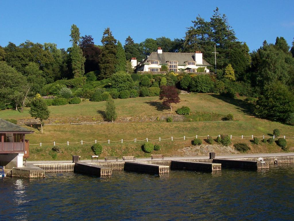 Windermere Motor Boat Racing Club Pensionat Bowness-on-Windermere Exteriör bild